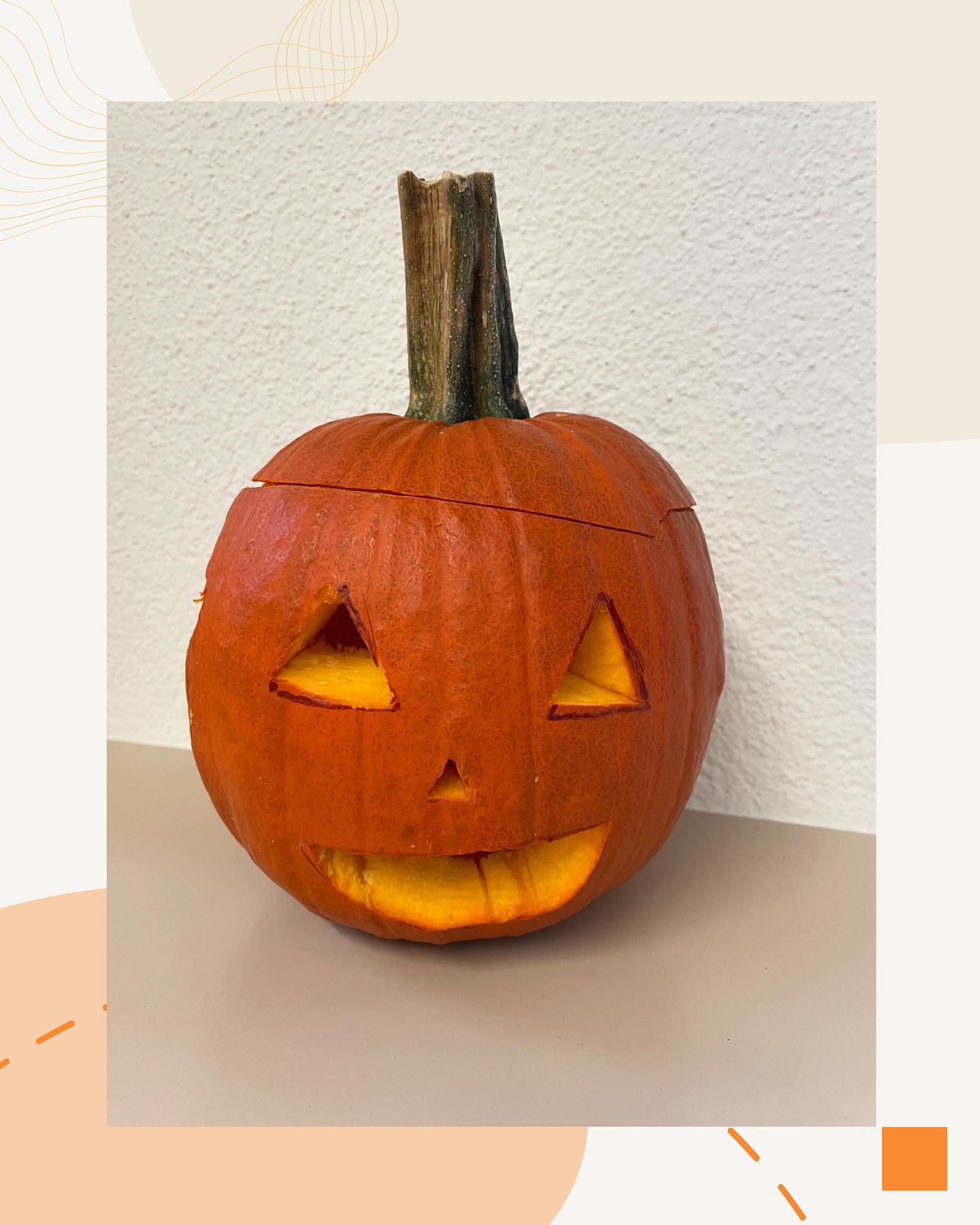 Bild aus dem Instagram-Beitrag &laquo;Halloween steht vor der T&uuml;r und unsere Schule ist bereit!&raquo;