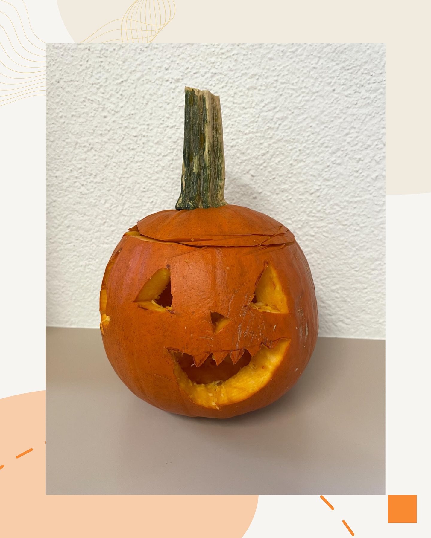 Bild aus dem Instagram-Beitrag &laquo;Halloween steht vor der T&uuml;r und unsere Schule ist bereit!&raquo;