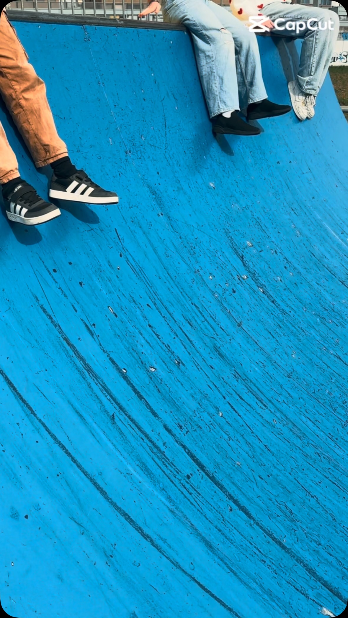 Bild aus dem Instagram-Beitrag &laquo;HOLIDAY CLUB bei der LMS Bildungswelt&raquo;
